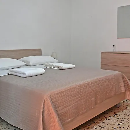 Francesco Carpentieri * サレルノ